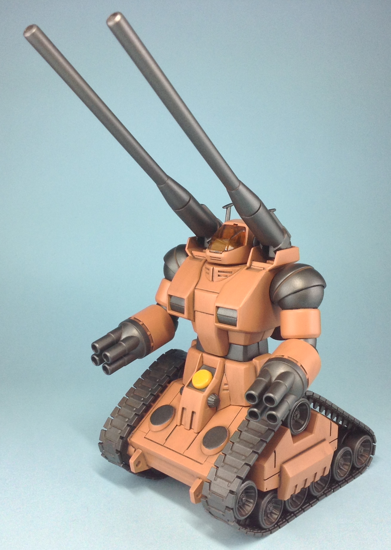 人気の雑貨がズラリ！ R/C 1/144 RX-75 ガンタンク デザート