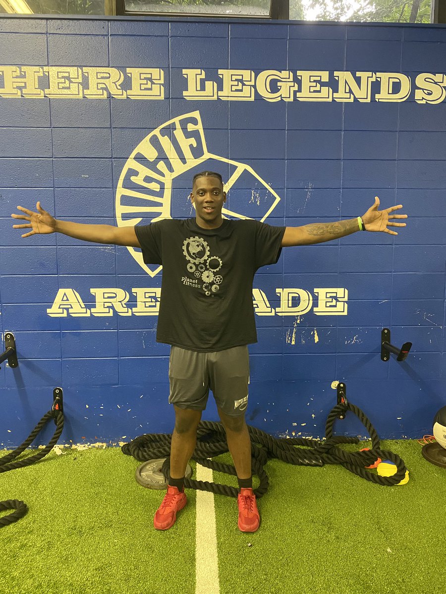 2022 6’3 245 DL Is Making So Much Progress DAILY-I Can See The Hunger In Your Eyes <a href="/TafariThompson4/">TOP💥</a>  . We’ve Been Talking About This Since You Were 13-Don’t Let Up-Keep Working #IrvingtonTuff #IrvingtonVsEverybody #Family #Steal #Length #DOG