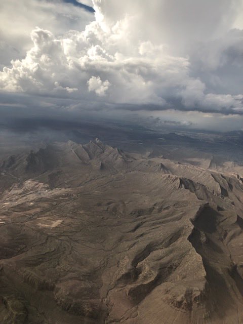vgescobar's tweet photo. The jaw-dropping beauty of the El Paso/Juárez region never disappoints. 

I love my home. https://t.co/tzJXrdyh4H