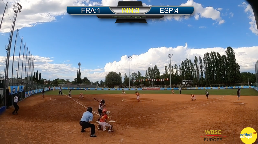 España gana a Francia, se asegura el 5to puesto con victoria de Paula Morbelli que grand!!! Vamos España!!! a por la medalla. Desde el Projecte Sofball nos sentimos muy orgullosas de ti