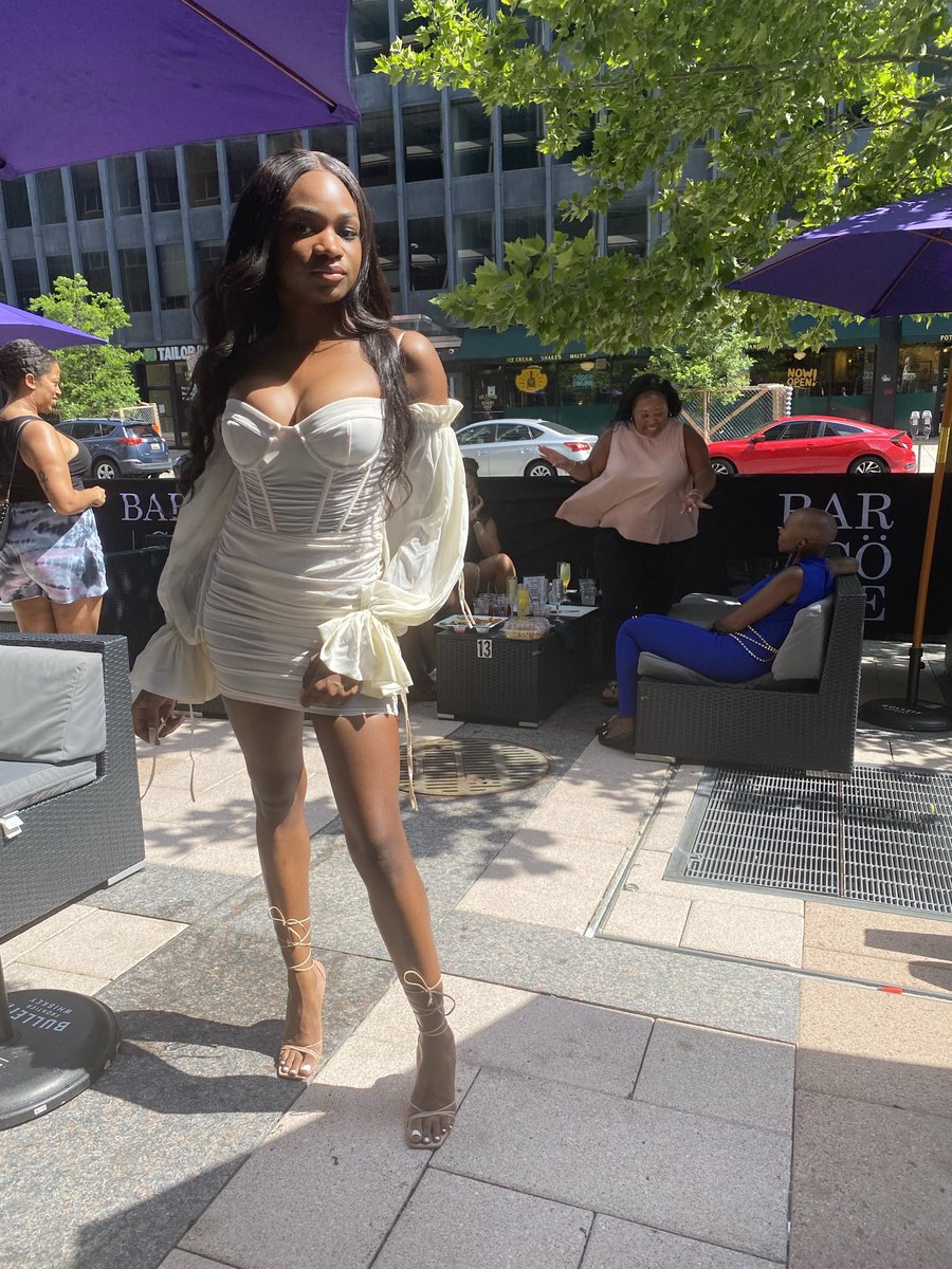 thejanaymichele's tweet image. i really killed every birthday look