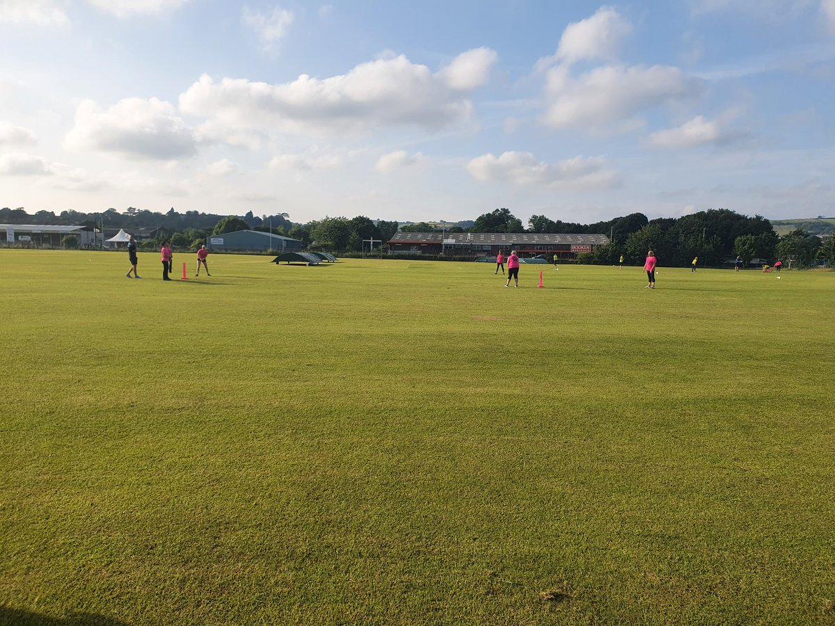 CarmarthenWands's tweet photo. Our first women's matches this evening ..

Huge thanks to @CcLaugharne &amp; @ccbronwydd

Match 1️⃣
CWCC 1 2️⃣5️⃣6️⃣ 🆚️ 
@ccbronwydd 2️⃣4️⃣1️⃣
Match 2️⃣
CWCC 2  2️⃣5️⃣7️⃣ 🆚️ @CcLaugharne 2️⃣4️⃣4️⃣
Match 3️⃣
CWCC 2 2️⃣7️⃣6️⃣ 🆚️ 
@ccbronwydd 2️⃣2️⃣5️⃣
Match 4️⃣
CWCC 1 2️⃣2️⃣9️⃣ 🆚️ 
@CcLaugharne 2️⃣3️⃣6️⃣ https://t.co/CXAO6IX764