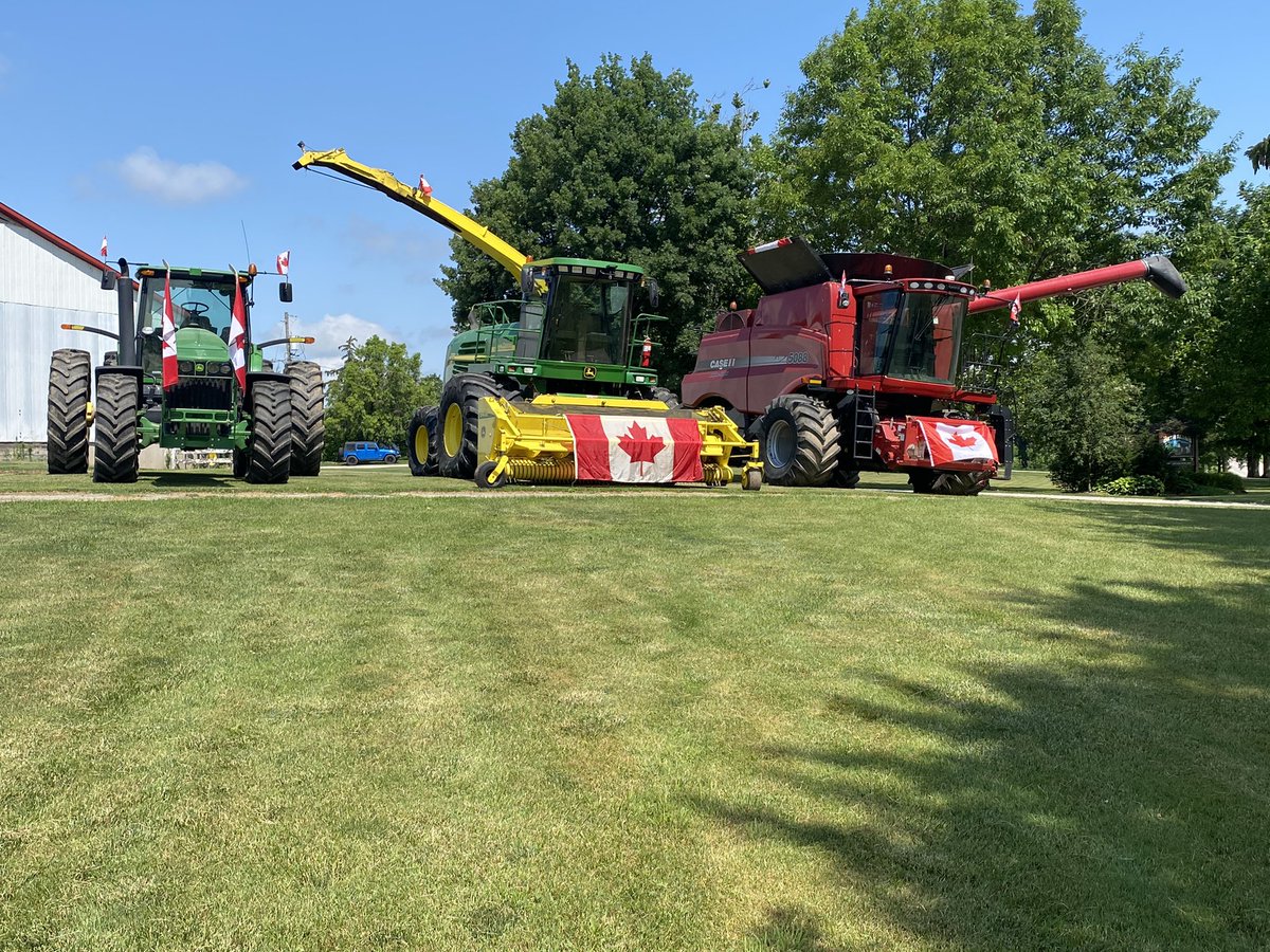 fullbins's tweet photo. No parade this year. So @JacobOrth01 and @OrthIsaac set this up on the lawn https://t.co/aQBAn9cK3G