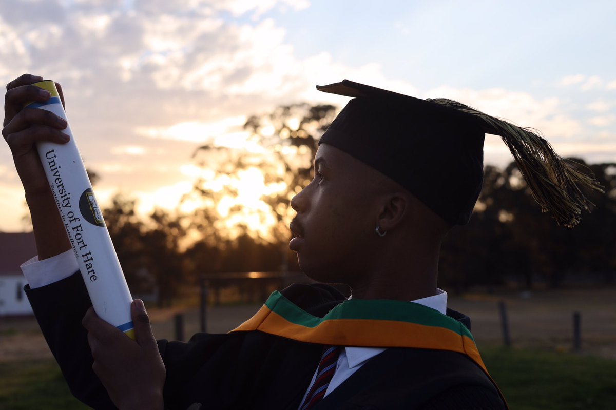 A gorgeous specimen. All of this was my concept &amp; it came out stunning. 🥺🎓🤍