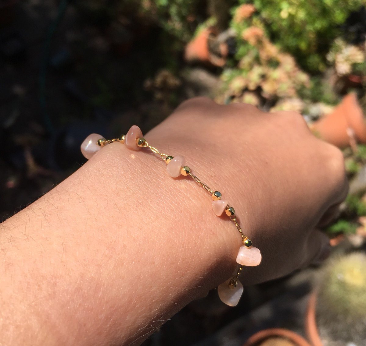 Monaliz67422862's tweet photo. Only few left of this cute dainty bracelets.I ship free to US. 
Get yours here 👇
https://t.co/ZqzSFjD4q6 https://t.co/UCi2VE2vny