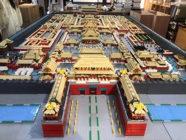 Bricks4KidzBarr's tweet photo. Olha que máximo esta cidade da China toda em Lego!

https://t.co/zqiURjFHuO https://t.co/oV3jMEH2Z0