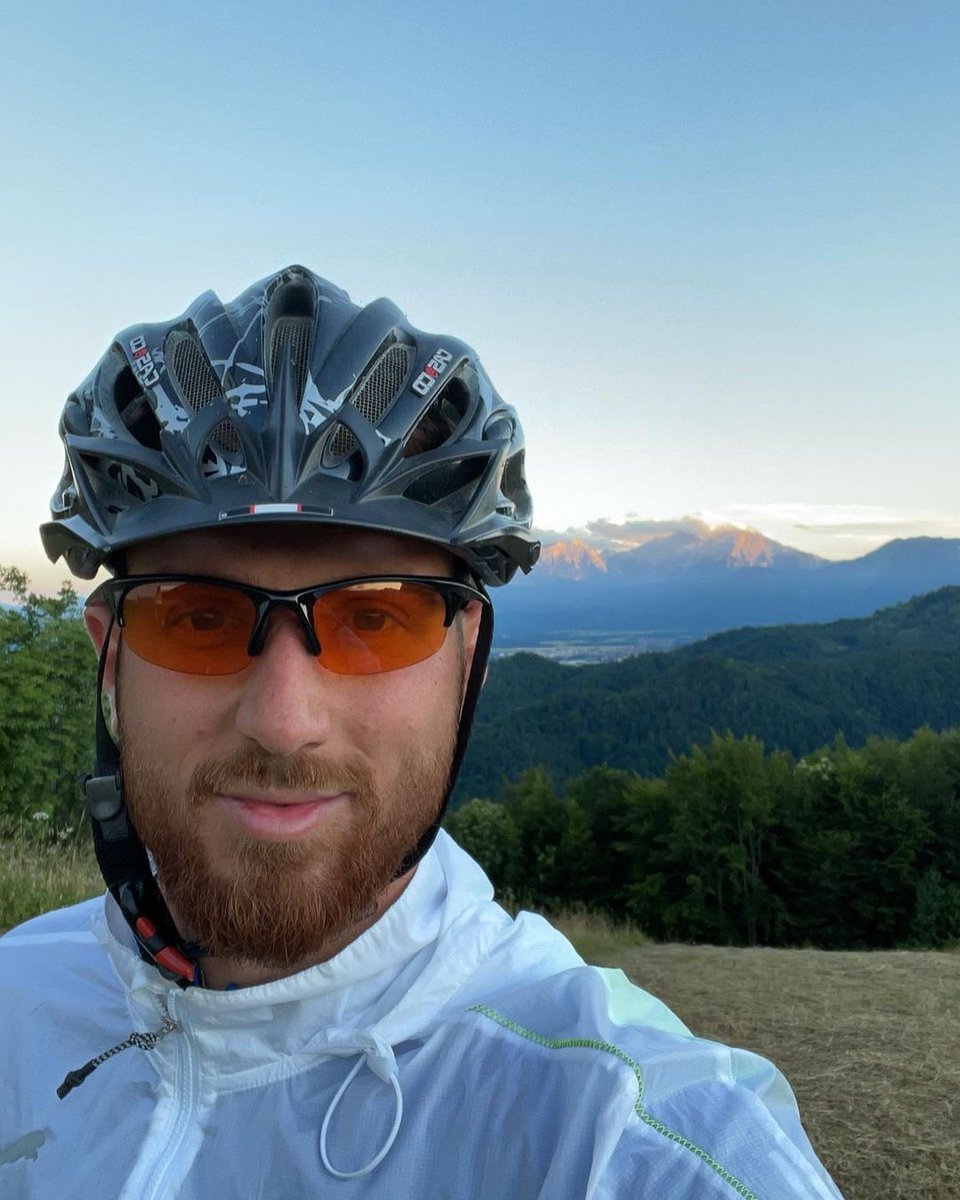 Jan Oblak (@oblakjan) on Twitter photo Am I too late for <a href="/LeTour/">Tour de France™</a>? 😬
All the best to all cyclists!
Hopefully we gonna see the Slovenian flag on the podium like last year. 😉🇸🇮 Am I too late for <a href="/LeTour/">Tour de France™</a>? 😬
All the best to all cyclists!
Hopefully we gonna see the Slovenian flag on the podium like last year. 😉🇸🇮
