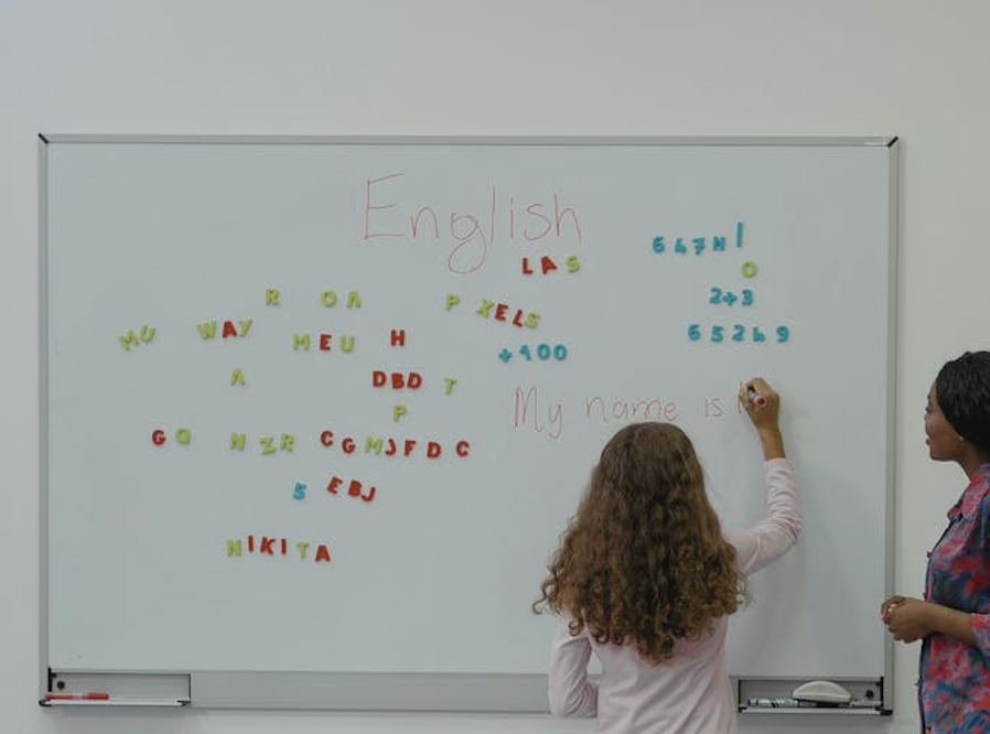 HelloPapis_'s tweet photo. Do you speak English? 🇬🇧

¡Aprovecha el verano para que tu hijo aprenda inglés!

👉https://t.co/WUoqc6LtDa

#ingles #learnenglish #aprendeingles #aprenderdisfrutando #cuadernodeverano #cuadernodeingles https://t.co/57zXHFb4kF