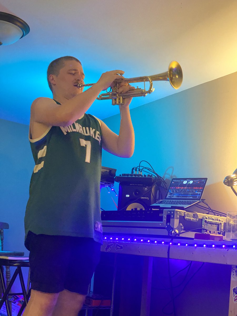 <a href="/westkorea_/">big mink</a> will crush a DJ set, sing his a$$ off on some lowkey Frank and then Louie Armstrong you into buying a Ilyasova jersey. Triple threat