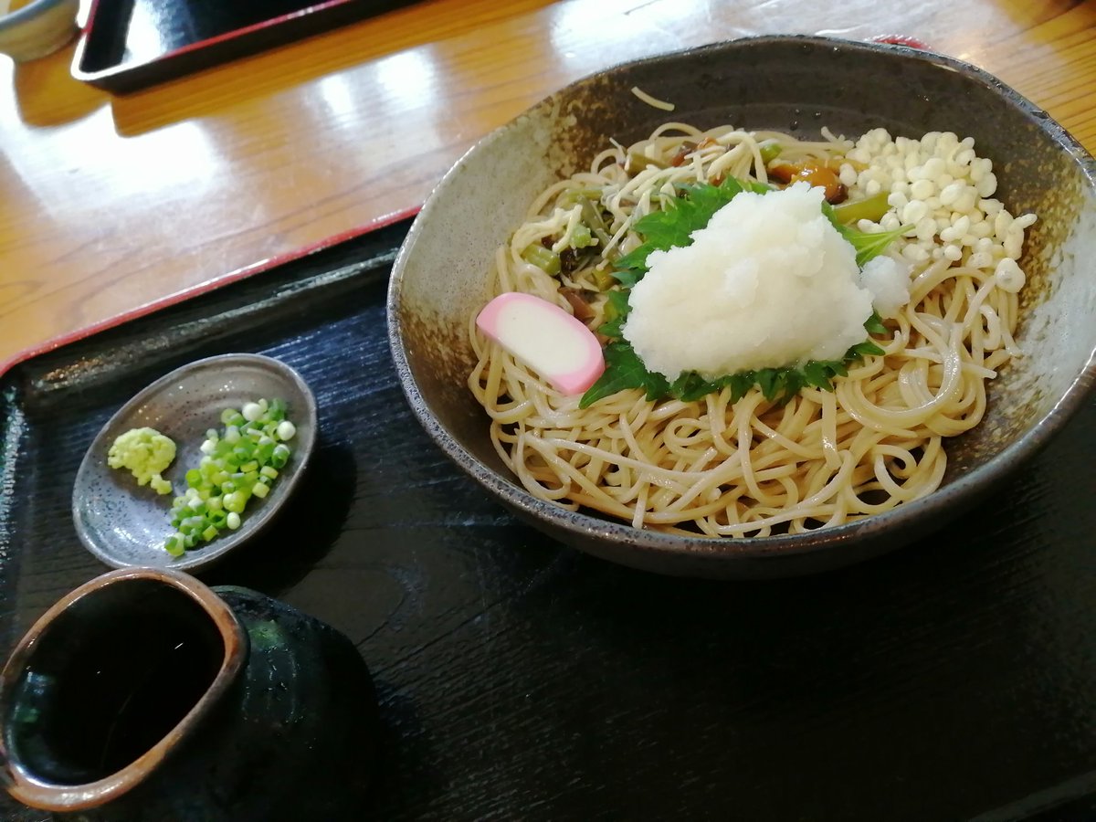 BKT_takuto's tweet photo. 先週は久々に皆で少し遠出してきました☆
沢山自然を堪能できたし何より空気がうまいっ(^_^)
たまにはこういう大自然に触れて最高の仲間達と楽しむのも大事だねっ！
そういうワタクシは最近作曲、編集を勉強してます(^_^)
皆さんに早く聴かせれるようがんはまりまっせ☆ https://t.co/ww75irvyOy