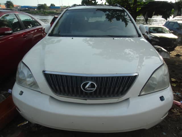 GidiAutos's tweet photo. 2007 Lexus Rx 350... 
Foreign Used 
Available for inspection at Apapa Berger
5M..
Dm for additional details.
Lagos Apapa Nigeria @AutoLloyds @olowolekomoh @CarsConnectNG @echidiimez #NnamdiKanu #YorubaNation #Lekkitollgate https://t.co/SqtOxsZv0J