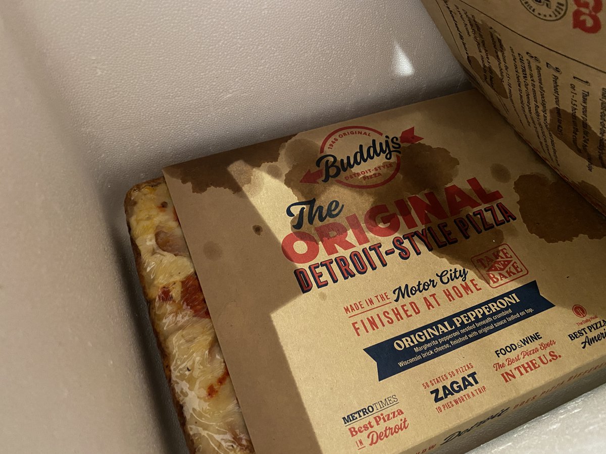 LifeInTents's tweet photo. @goldbelly yet another present ruined by your inability to track and recall packages that are running late. This is truly unacceptable. Pizza from @buddyspizza arrived wet, hot and a week late. Gross. https://t.co/evdQgNMuQ0