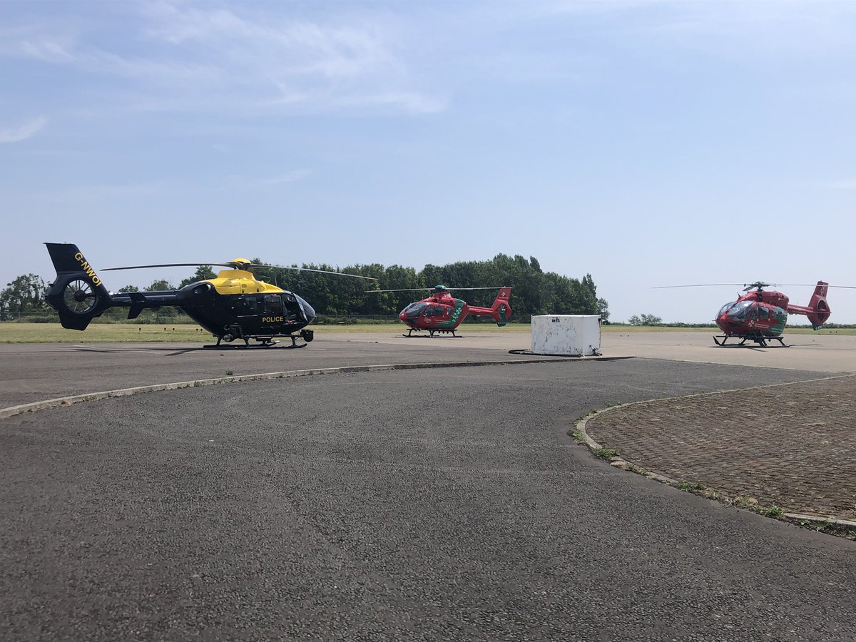 jezjames's tweet photo. @NPASSouthWest @DC_Police @DyfedPowys @air_ambulance You’re welcome, hard to believe there is fog just a few miles away!  #funnyweatherday https://t.co/h9PqENCe5X
