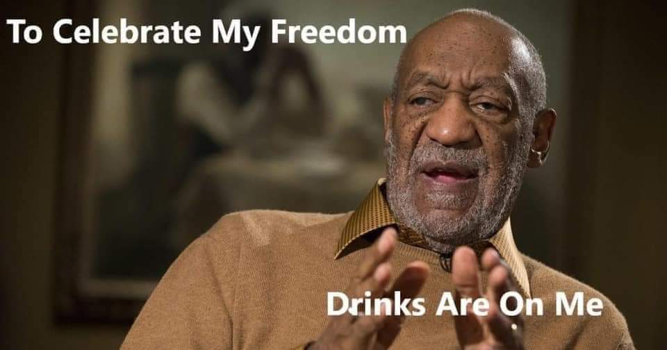 aaroncabron78's tweet photo. #toosoon #BillCosby #BillCosbyIsARapist #CosbyIsStillGuilty https://t.co/sv7qkXEjko