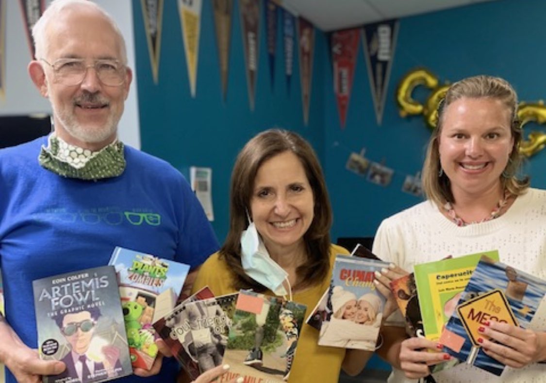 DrCarolSalva's tweet photo. I was honored to teach summer school class with amazing volunteers at @Family_Point.
Grateful to have @SDLBACK HI-Lo readers for the secondary Ss we were working with. #ells #esl #2ndaryELA https://t.co/oI1VfU48PI