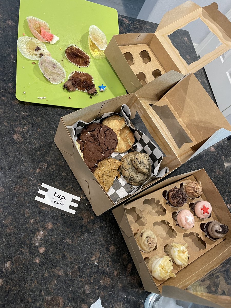 VegasParker's tweet image. It’s been a long time since I’ve had the yumminess that @saltybaker makes. Swung by @tspBakingCo to get a couple dozen &amp;amp; within 5 mins of being home we have tried a little of everything. Damn I missed these cakes &amp;amp; cookies.
#ItsAProblem