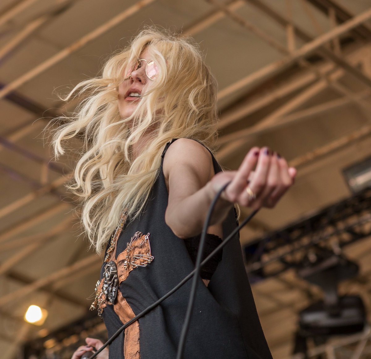 moreblack666's tweet photo. #theprettyreckless #goingtohelltour https://t.co/SiZGXi2PVc
