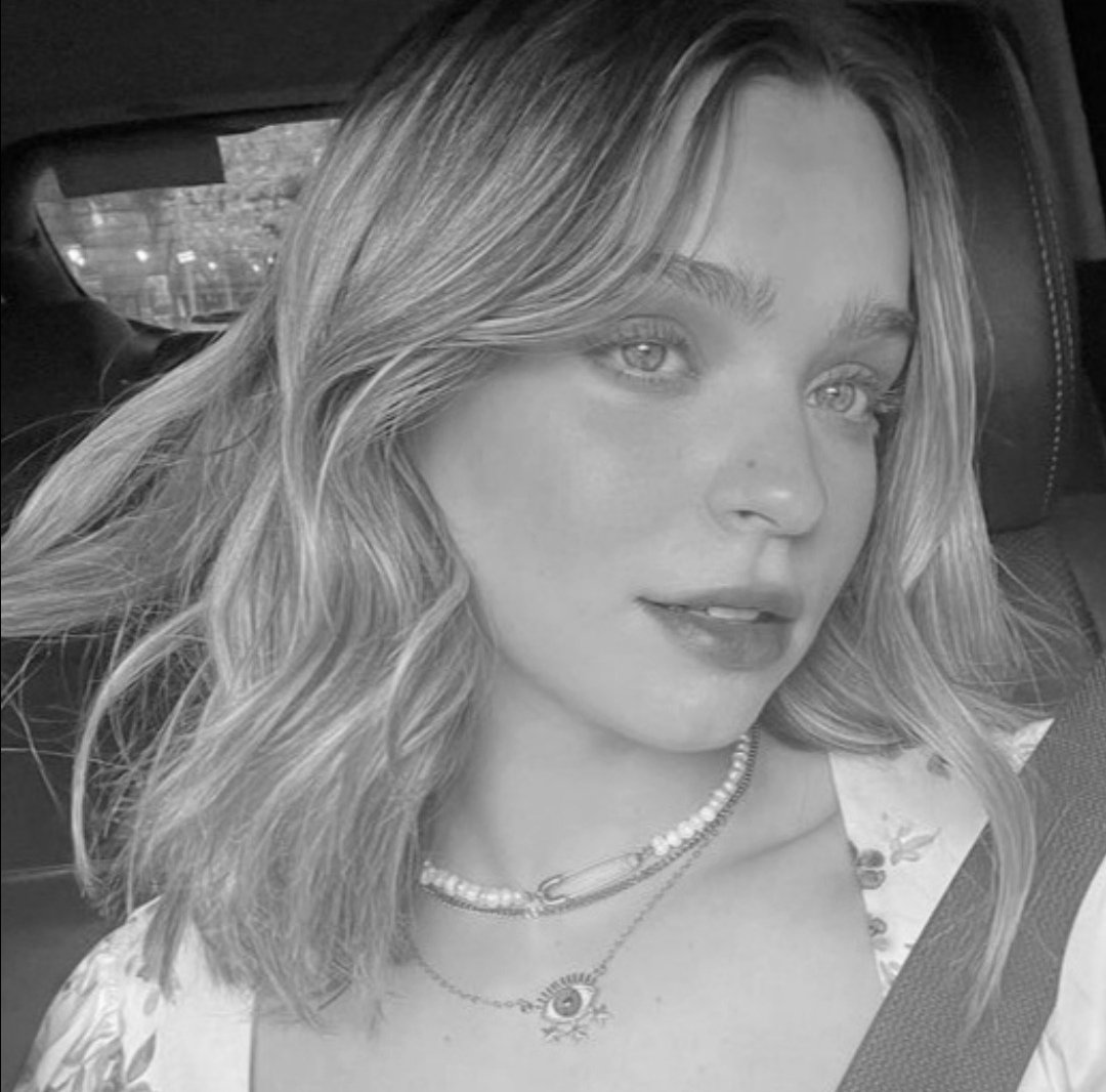 _lasdesiempre's tweet image. 🗳️. - MASIVA KCA.

🏆. - Meta: 1K.

#MacarenaGarcia #Humbe #Morat #KCAMexico