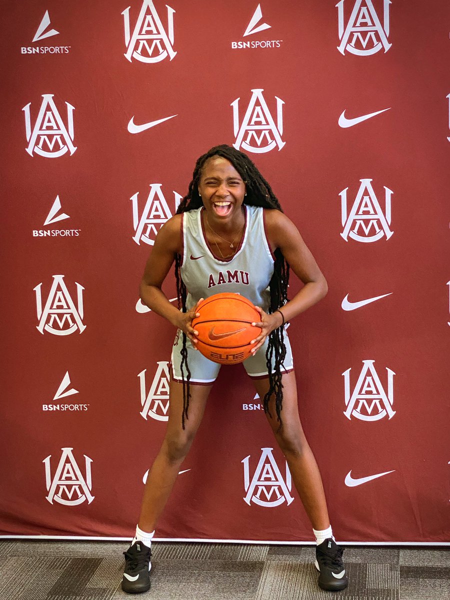 Statesboro_WBB's tweet photo. Thank you to @Mrichards03 and her staff @aamuwbb for having @allaboutmaadii for such a great visit! It was really a great experience! 
@KyleSandy355 @SandysSpiel @TheBigGuyWJCL @PGH_Georgia @HoopSeenGA 

#nobarkALLBITE https://t.co/bsGTKag0r7