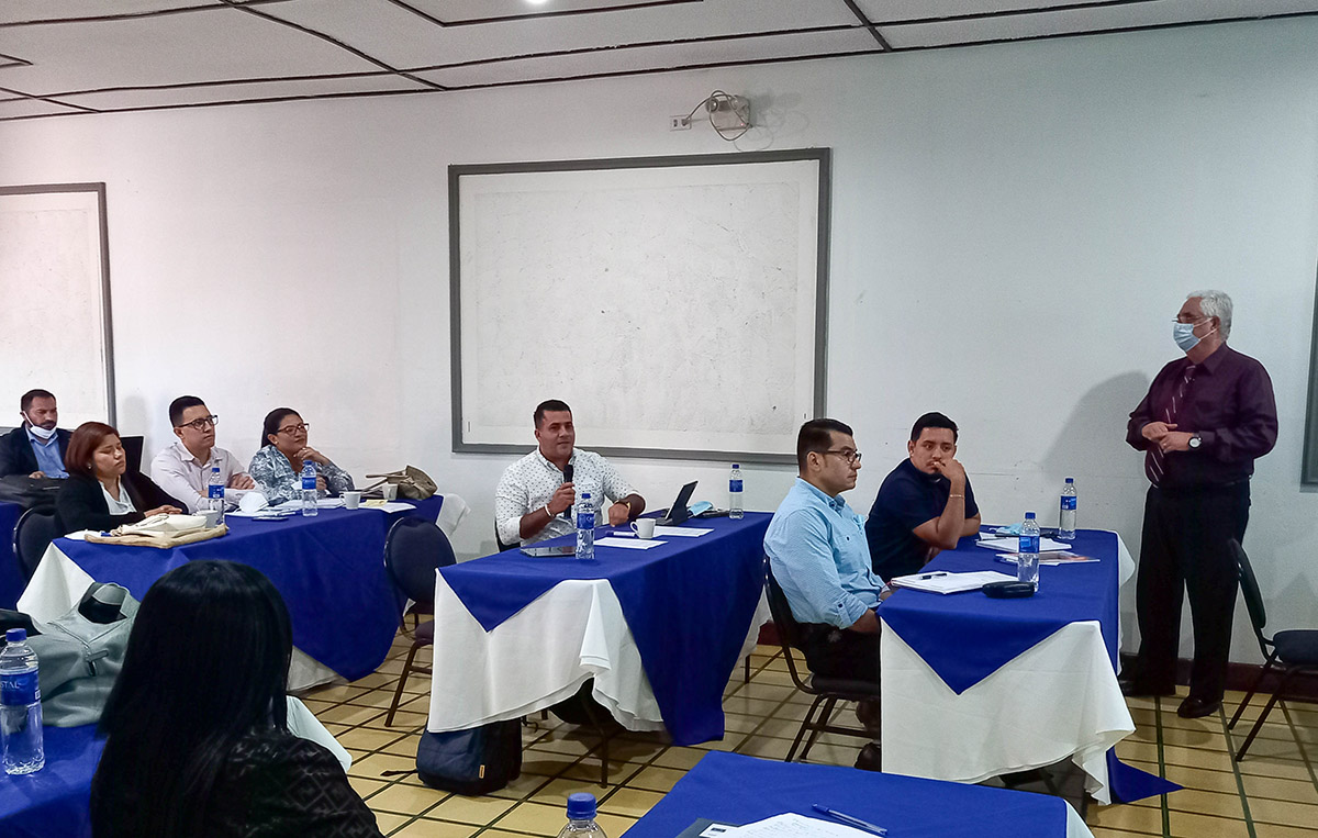 En coordinación con la OIM, el ISDEM facilitó el módulo Gestión Pública Municipal y Migración en el Diplomado Especializado para la Gobernanza de la Migración Ordenada, Segura y Regular desde las Municipalidades, que imparte la organización en el Programa Regional sobre Migración