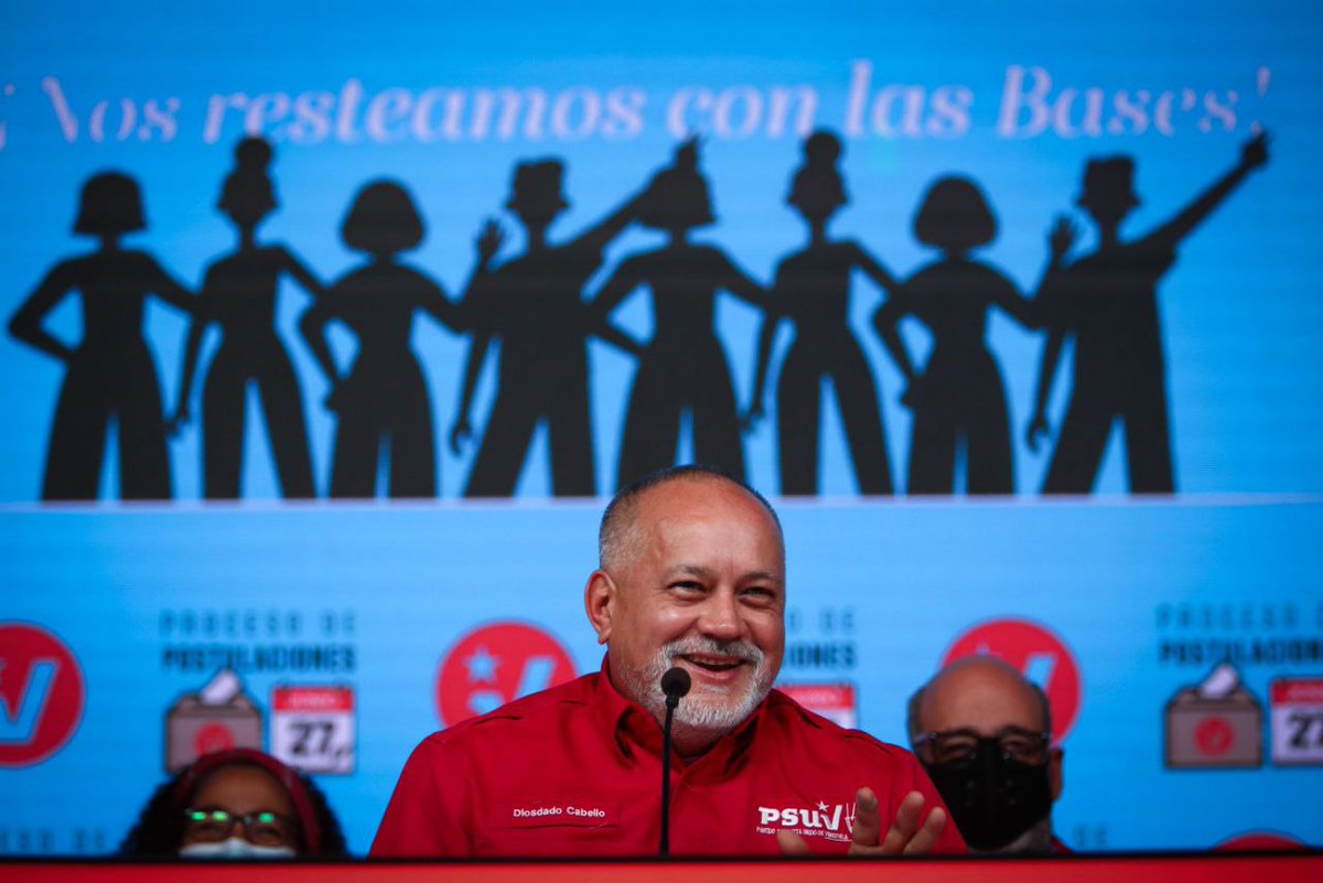 "Ojalá la Unión Europea hubiese venido a las elecciones del Partido para que vieran cómo es la cosa. Que vengan y aprendan, no van a venir a darnos órdenes. Qué vengan y vean a un pueblo movilizado y en paz ", <a href="/dcabellor/">Diosdado Cabello R</a>. 

#HablaronLasBases