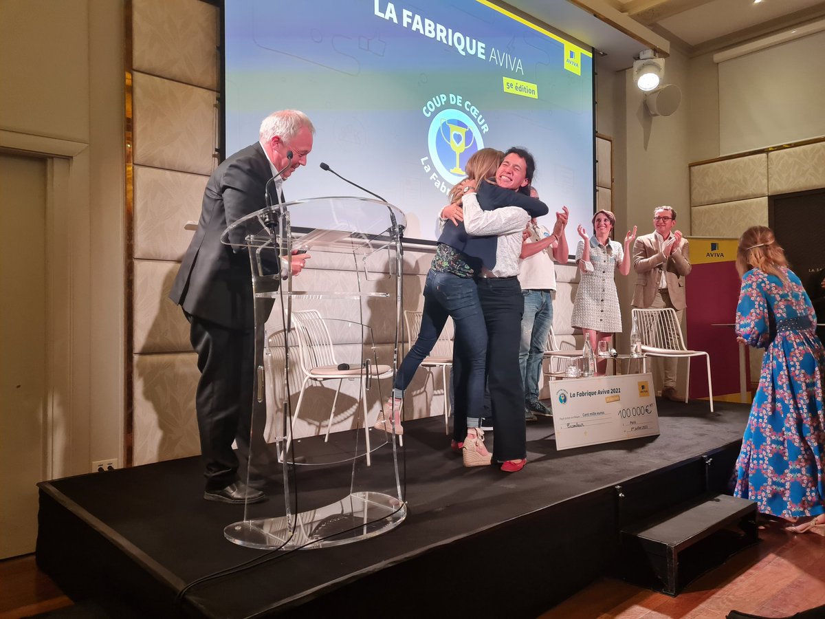 ASimiana's tweet photo. Être entrepreneur c'est ça aussi et aujourd'hui c'était le tour des 5 lauréats coup de cœur de @LaFabriqueAviva d'être mis à l'honneur et en particulier @Circouleur, gagnant de cette cérémonie. Bravo @D'amourEtD'abeilles, @Serenity lunettes connectées, @MaisondeNicodeme @A2Profs https://t.co/onRapcAFKt