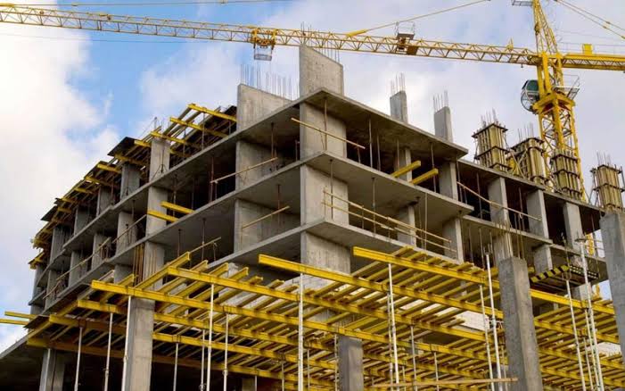 Los parámetros que debemos considerar al elegir el sistema estructural de nuestro proyecto son:
Su estabilidad con el fin de evitar volcaduras y derrumbes
Rigidez para evitar deformaciones por fenómenos naturales e incidentes
Y resistencia a las cargas que sostenga
<a href="/omaralpuche/">omar alpuche leal</a>