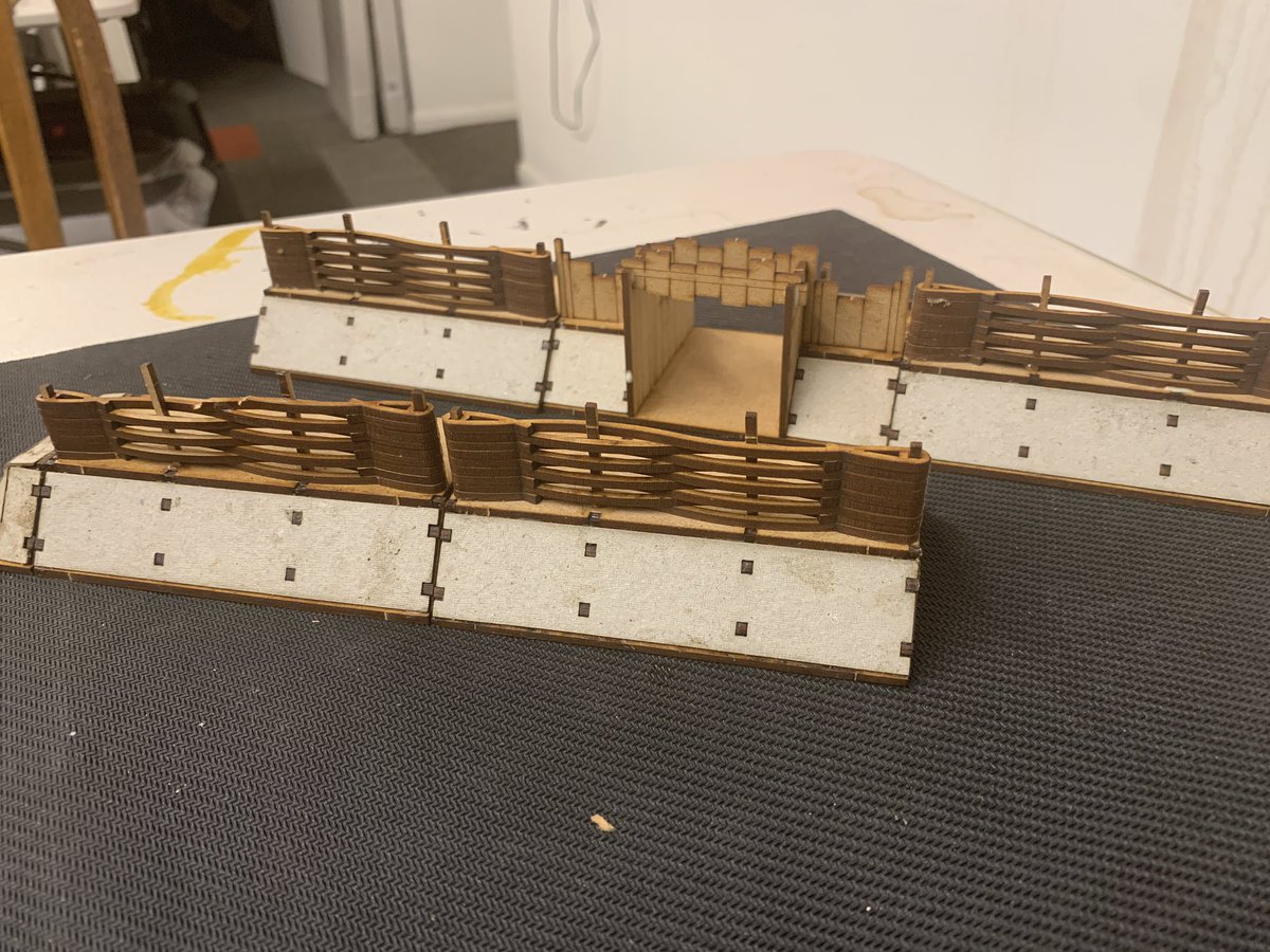 TaTM_blog's tweet photo. Second lot of @SarissaPrec palisaded banks built for #VirtualLard. https://t.co/CgkGlwOTWP