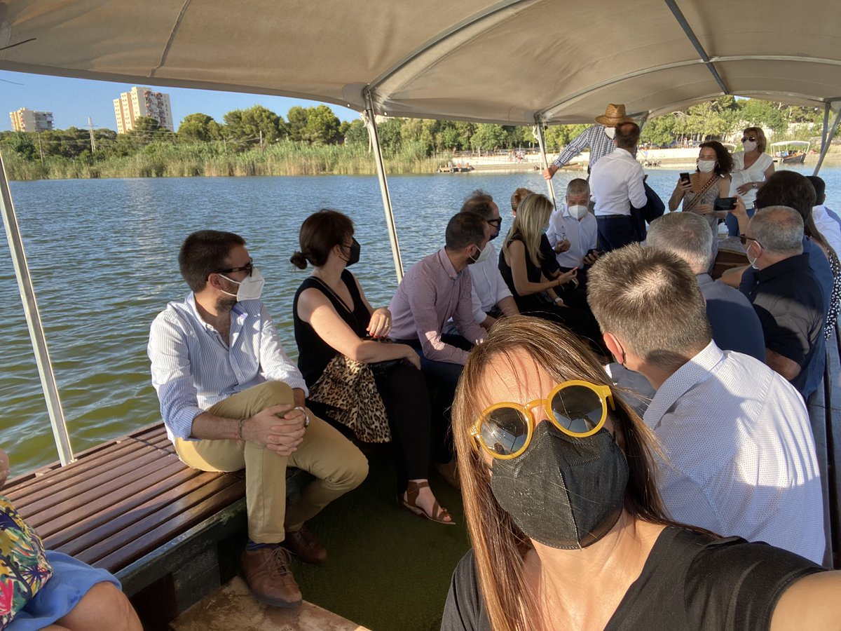 Enhorabuena a <a href="/valenciabasket/">Valencia Basket Club</a> y a todo el equipo de <a href="/meranyon/">Merche Añón Roig</a> y <a href="/AlbertoChilet/">Alberto Chilet Rumí</a> Han convertido la presentación de la equipación en un acto de equipo, respeto por el entorno, la tradición, la historia, el diseño… muy orgullosa de formar parte de esto con <a href="/Teika_es/">Teika</a> 

#Albufera