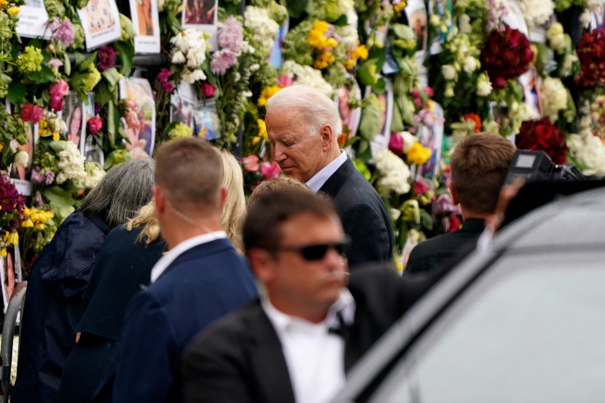 RMolinon's tweet photo. . @POTUS sheds a tear while visiting the Surfside Memorial today with @MayorDaniella and @DWStweets 
📷 Coverage for @DailyMail https://t.co/RwQ8cZkiHA