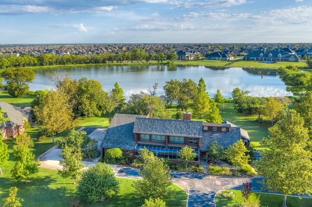 PhotoCal62's tweet image. Real Estate Drone Photography, my new picture on #Flickr flic.kr/p/2m8Mybq #Photography