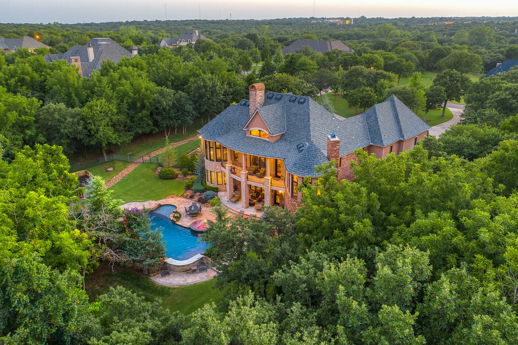 PhotoCal62's tweet image. Drone Twilight, my new picture on #Flickr flic.kr/p/2m8GXw7 #Photography