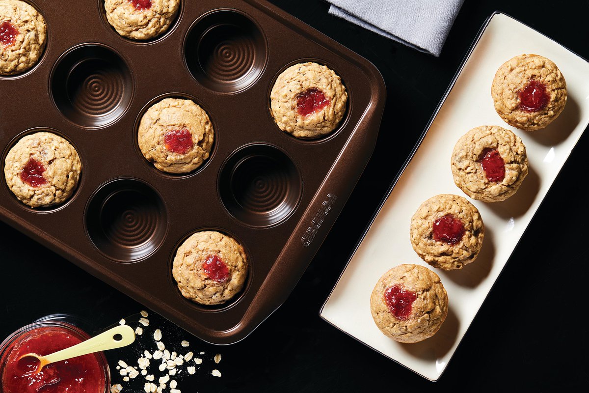 Summer road trips planned? Prep for the long drive with the perfect grab-and-go snack. 

Jam Dot Power Muffins: bit.ly/3qB2E17