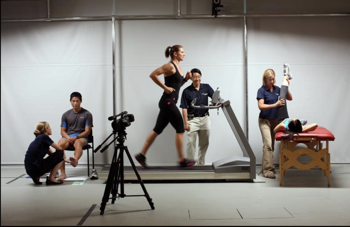 Our PhD program director <a href="/richsouza_ucsf/">Richard Souza</a>, along with certified professionals, help run the #RunSafe clinic 
<a href="/UCSF/">UC San Francisco</a> <a href="/UCSFPT/">UCSF PT</a>. This multidisciplinary program helps prevent running injuries by using advanced biomechanics methods. irunsafe.com