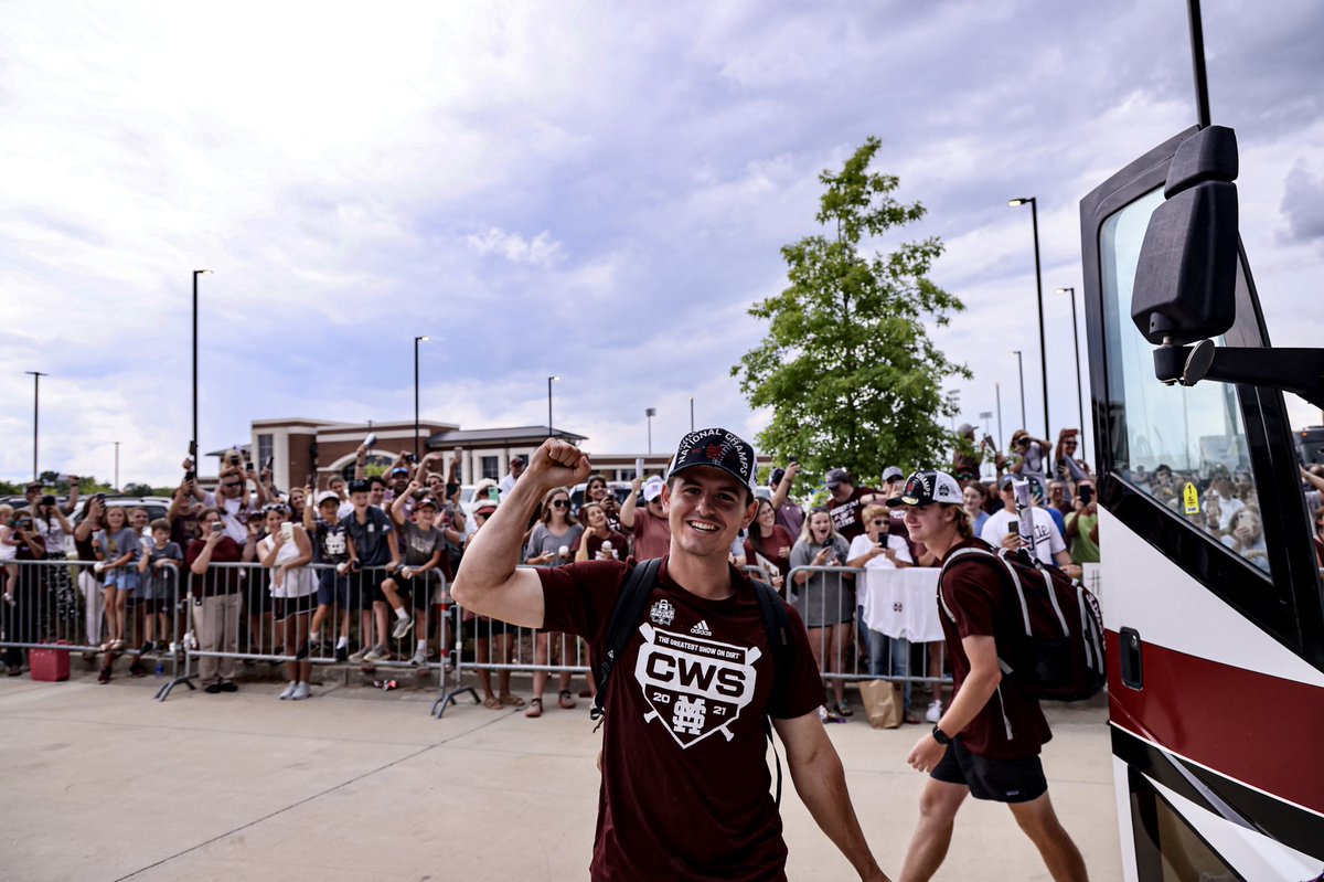 HailStateBB's tweet photo. No place like home ❤️

📍#StarkVegas https://t.co/ZWVj2a1fLJ