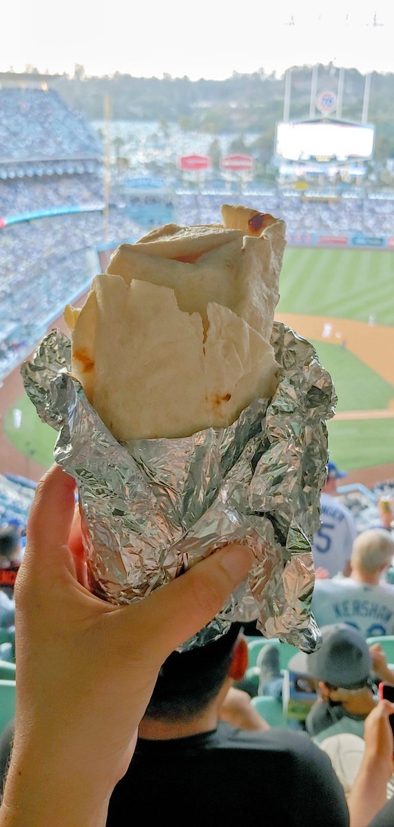 GirlsLikeBeer's tweet photo. How I snuck in my latest beer label into a certain local baseball stadium 🤫 #beerito https://t.co/aR8WJjeSzl