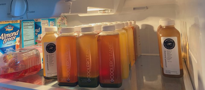 Man I’m doing a juice cleanse and nobody told me how brutal these are going down ??????????? oh well