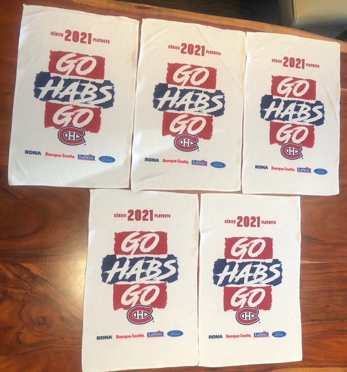 🚨GIVEAWAY🚨

<a href="/megafanford/">MEGAFAN Ford</a> &amp; I are giving away 5 more playoffs towels! Follow the rules down below to enter! 

RULES:
1. Follow <a href="/megafanford/">MEGAFAN Ford</a> &amp; @peteralper99 
2. Like &amp; RT 
3. Tag a #Habs fan below

Winners announced in 24hrs!