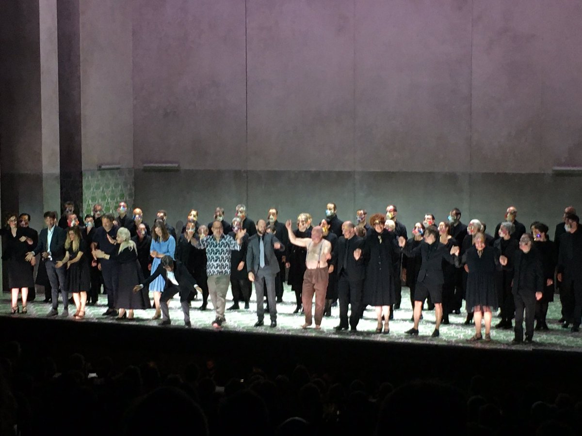 If excess be the food of #Falstaff, play on—says @BarrieKosky @festival_aix. Not the fat cliche of a harasser, but pure Dionysian gimme all. #ChristopherPurves 👍 voice&acting. #DanieleRustioni brings out 20th in #Verdi. @Stephdegout @cargiannattasio @Giu_Semenzato vivid, supple.