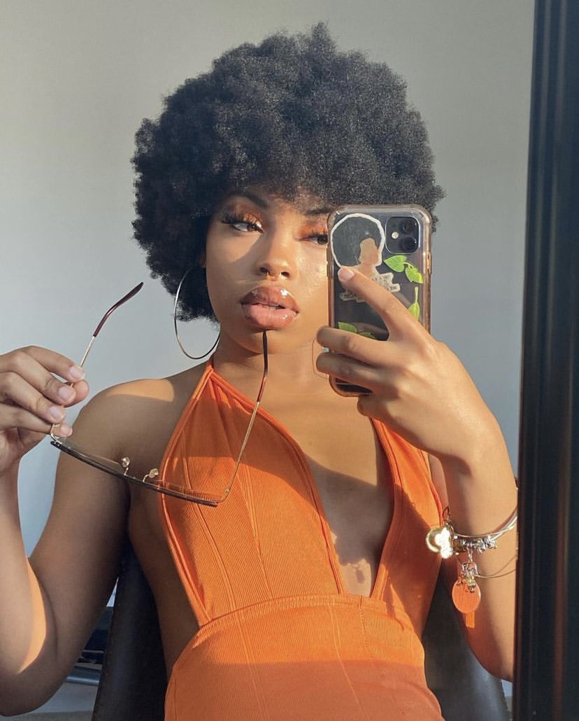 Banilllabean's tweet photo. #WhosWhoAtECSU 

𓆈 Kaullin Makai or Kai
🦋Rising Junior
🦋Psychology Student
🦋Your Fave VVL💙🤍
🦋Royal Blaze🤞🏽
🦋TBΣ💙💛(Honcho3️⃣Gang)
🦋Follow me on TikTok &amp; IG @_kmakai_

🦋 Fun Fact: I look mean but I swear I’m nice😭

🦋Shop my handmade jewelry🦋 https://t.co/NvBi9Azbw5 https://t.co/VvVJRfneB3