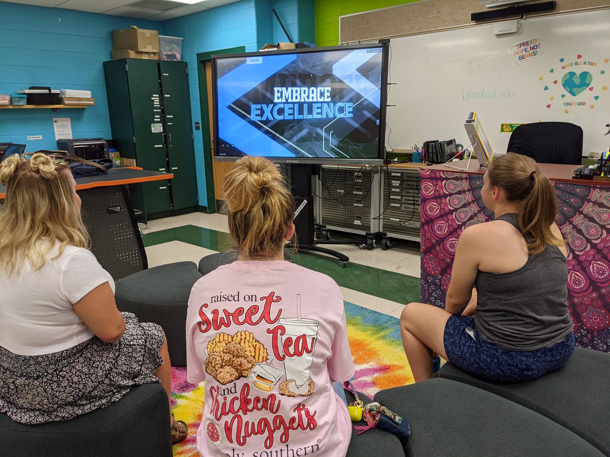 DchsWv's tweet photo. Gathered to watch the first half of awards, and although we had no National Finalists in the objective tests, WV did have TWO make top 10!
Congratulations to John Marshall High School &amp; Tyler County Middle School for having National Finalists!!
#fblanlc21 https://t.co/CykJzG1lCs