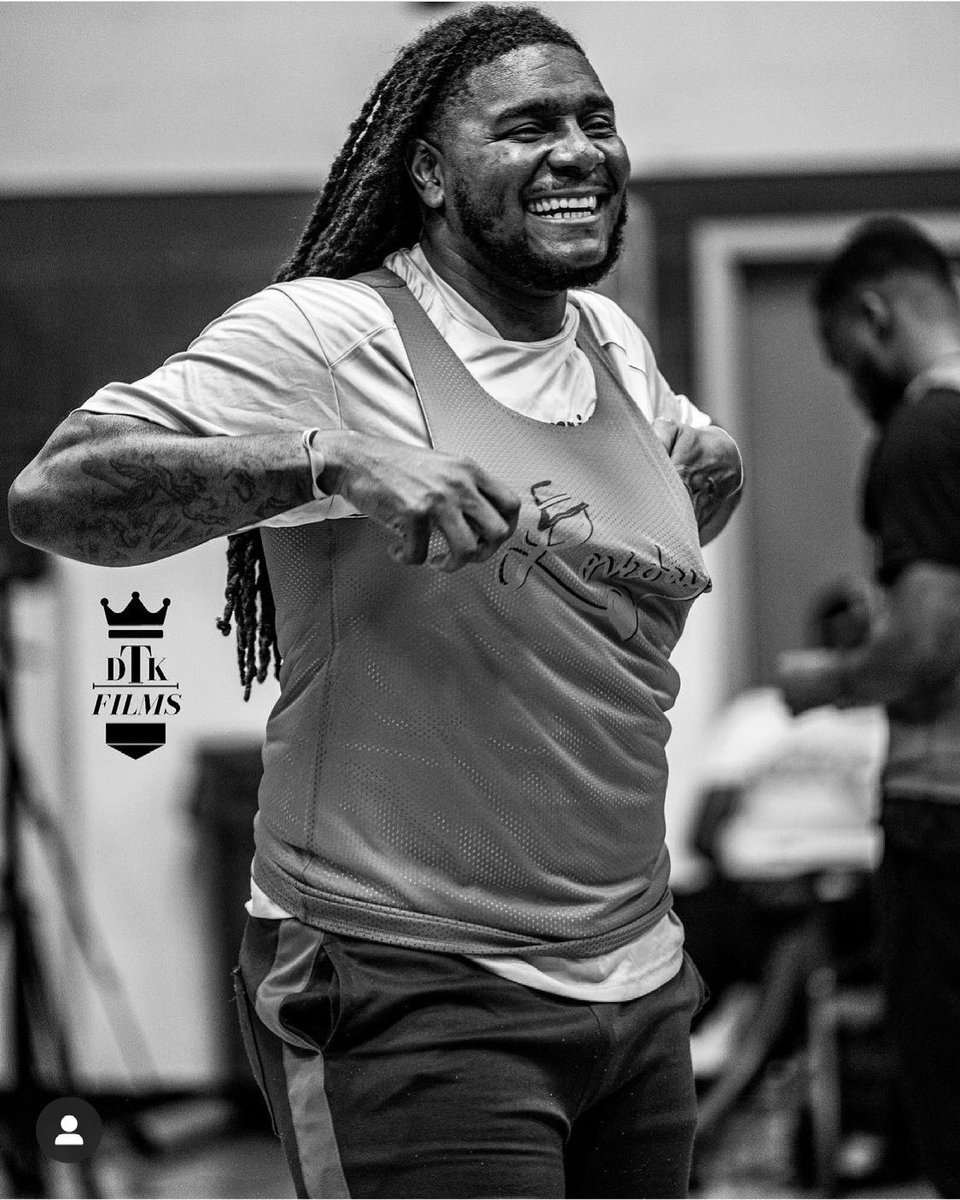 MealzzzOnWheels's tweet photo. Picture soo 🔥🔥 Had to post it ‼️ #AllFunAndLove🏀 #mealzzzonwheels™️ @lovedayleague great way to bring the city out ‼️ https://t.co/zuxgvBR5iJ