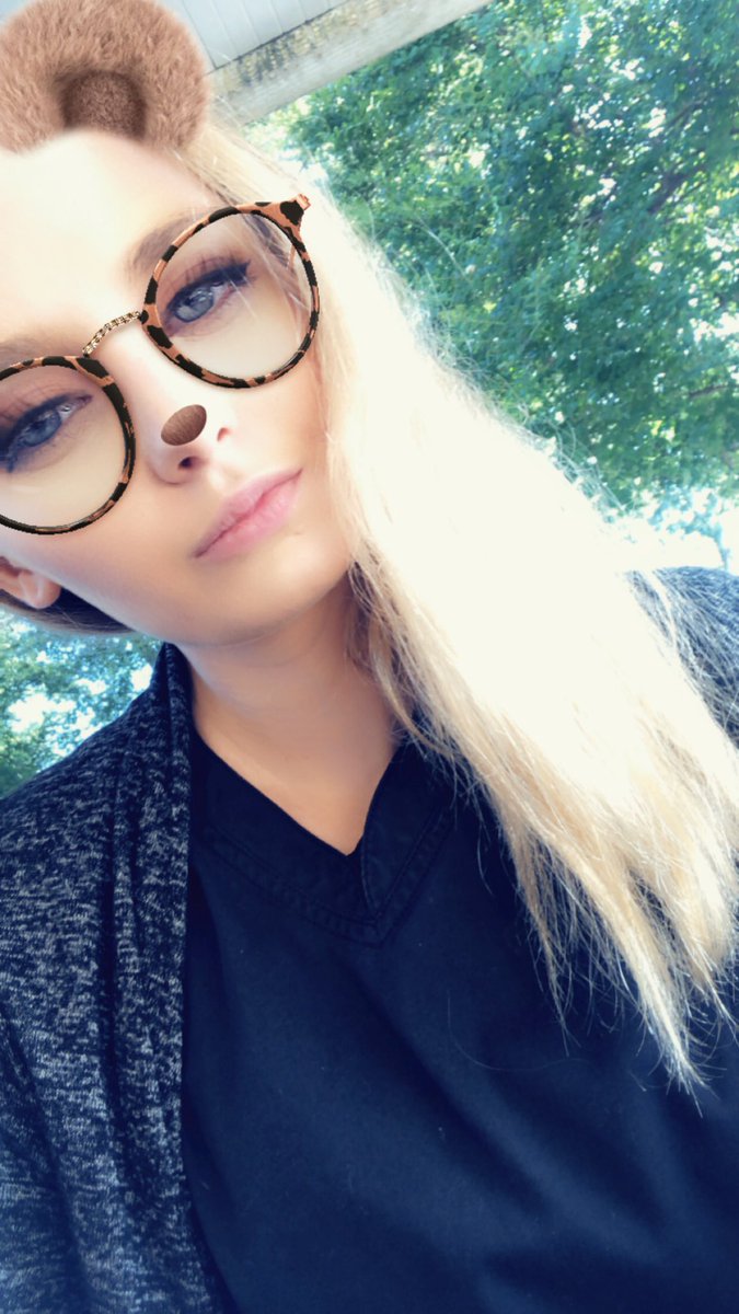 AddIfYouSeeMe's tweet photo. I live my life in fast forward, but they haters wanna rewind me."#LIVE #lifestyle #life #motivation #snapchat #money https://t.co/8EKfIXJCNT