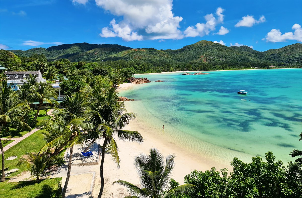 LarchipelHotel's tweet photo. Hotel L’Archipel offers an unmatched sense of tranquility and exclusivity.

Visit https://t.co/QkqgXj1GSC or email reservations@larchipel.com for bookings.

#hotellarchipel #larchipel #boutiquehotelcharm #praslin #seychelles https://t.co/j22yaSKsQU