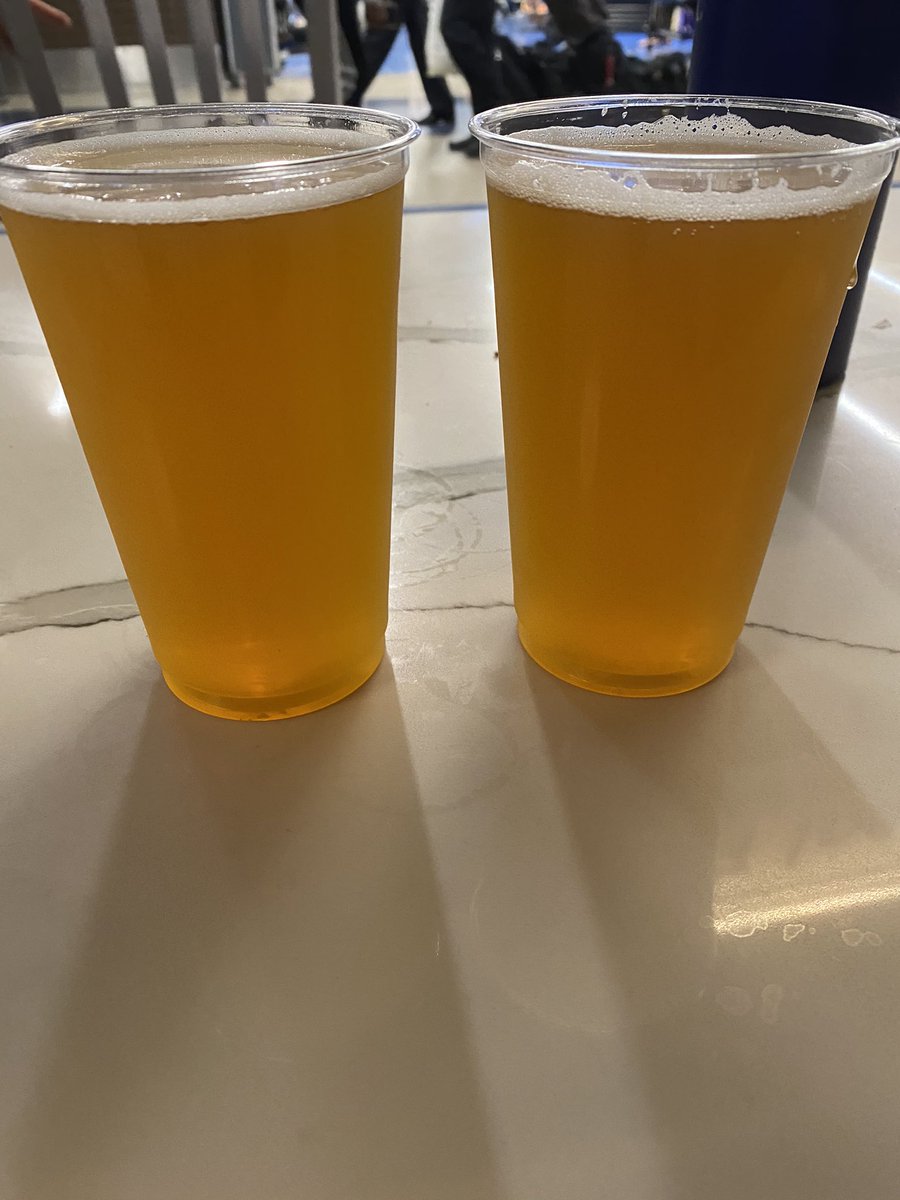 MattHarmon_BYB's tweet photo. First airport beer in a minute. We’re headed back east to VA/NC for a near two week vacation. I need it. 

The routes have been charted. The site is updated. And a big fat cheers to all of you who support the venture. I’ll be back at it soon. For now, many more of these 🍻 https://t.co/meSPTTDv8s