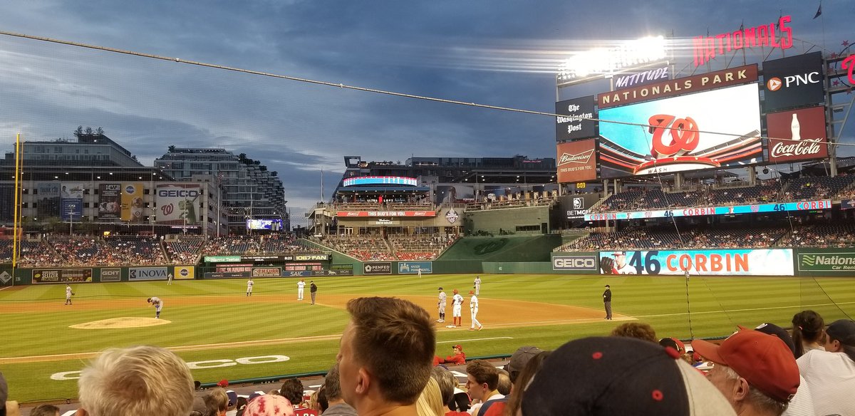 Tiffany_Photo's tweet photo. This is what summer should be. Nights at @Nationals stadium. https://t.co/xmKGelc6Ho