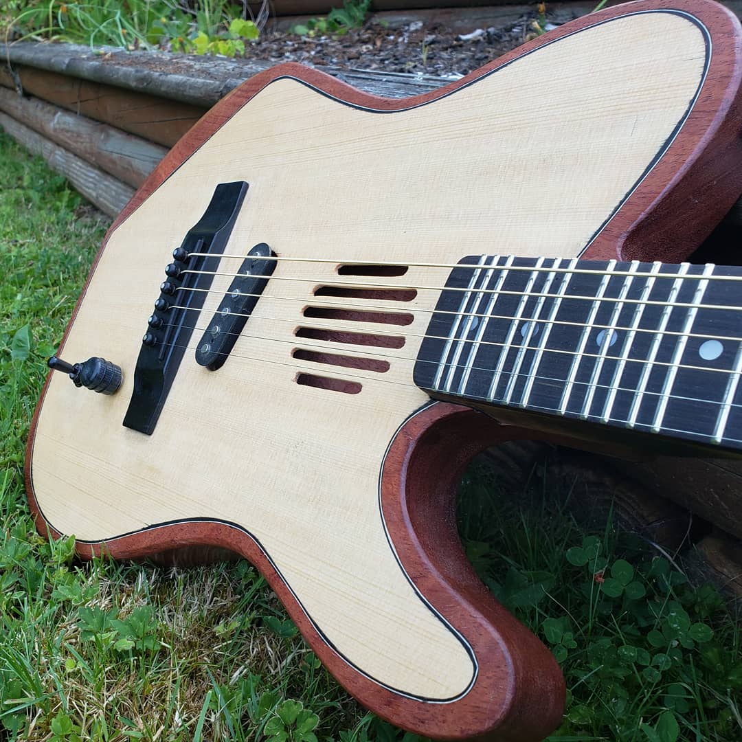 Hello twittersphere.   I entered #thegreatguitarbuildoff and could use your votes.  Follow this link and simply click the heart to cast your vote. Thanks! tinyurl.com/ggbotpguitars
 
#microtonal #microtonalguitar #guitar #luthier #acoustasonic #guitarbuilding #kgatlw