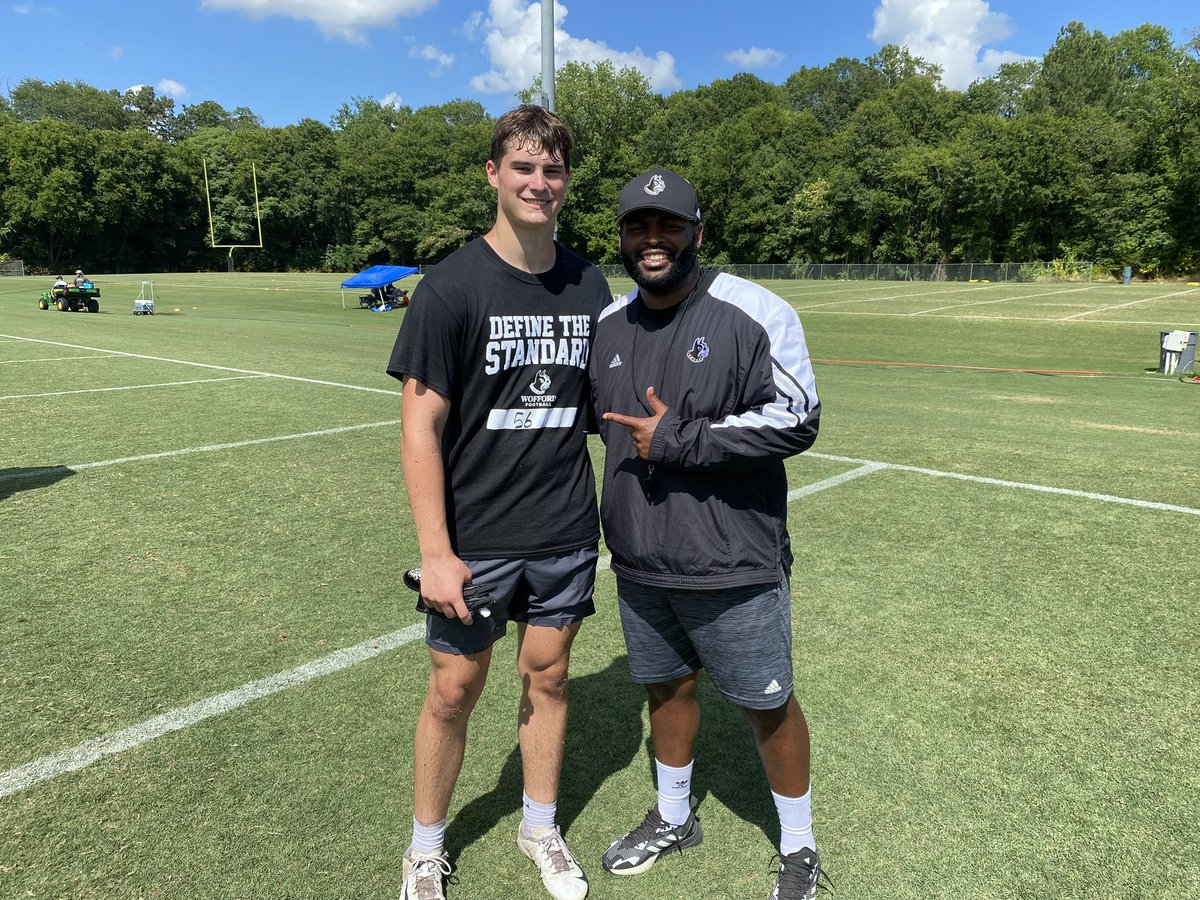 MaxDrag2's tweet image. Great camp at Wofford. Thank you coaching staff and players for your time and coaching @CoachConklin @_CoachBing @CoachRGreene @CoachHolmes5 @JacobDrag @Wofford_FB