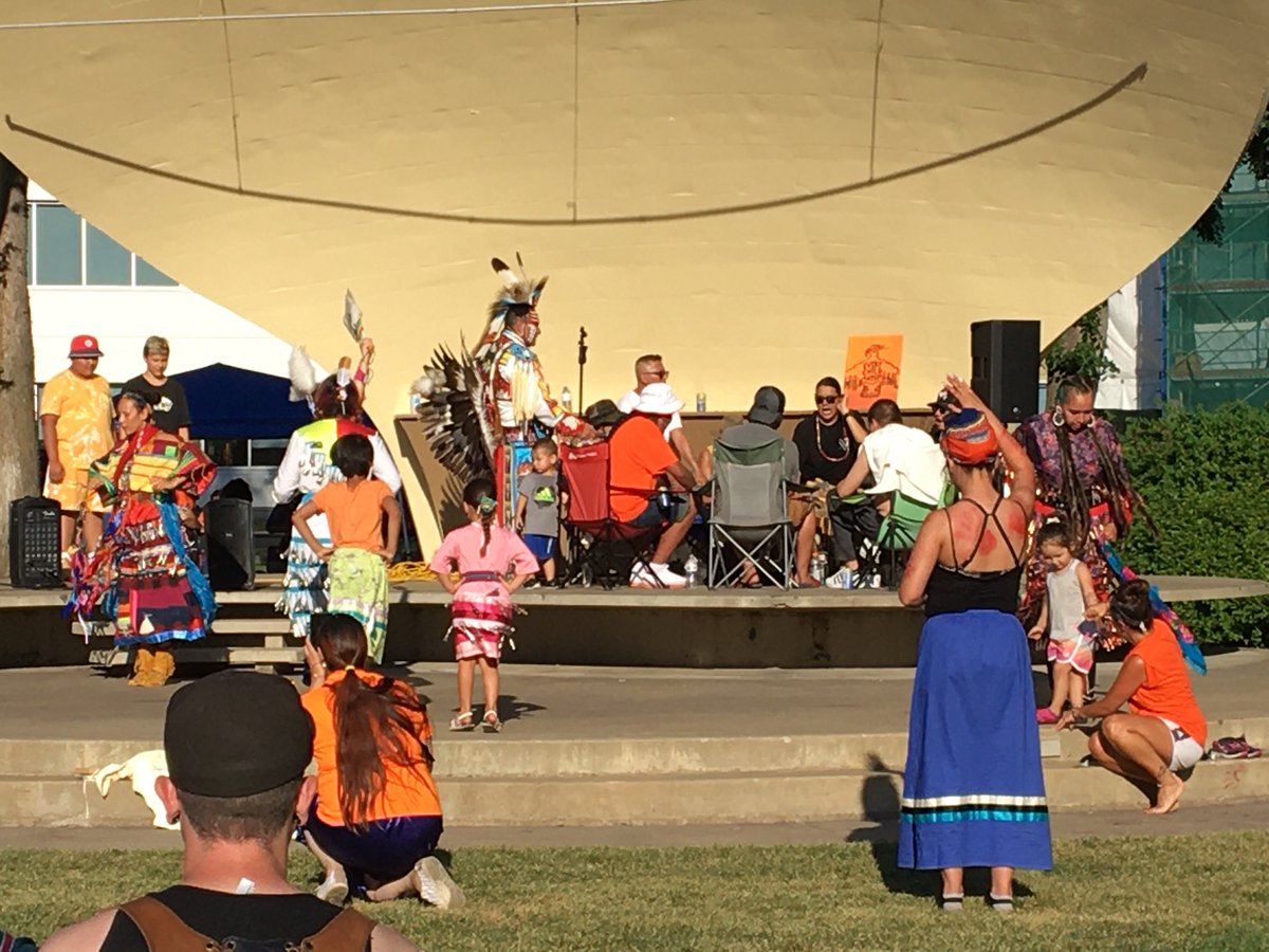rob_aromin's tweet photo. Thousands at the Alberta Legislature supporting #EveryChildrenMatters. Coming together through listening, dance and prayer songs. https://t.co/aZPvYqKoqW