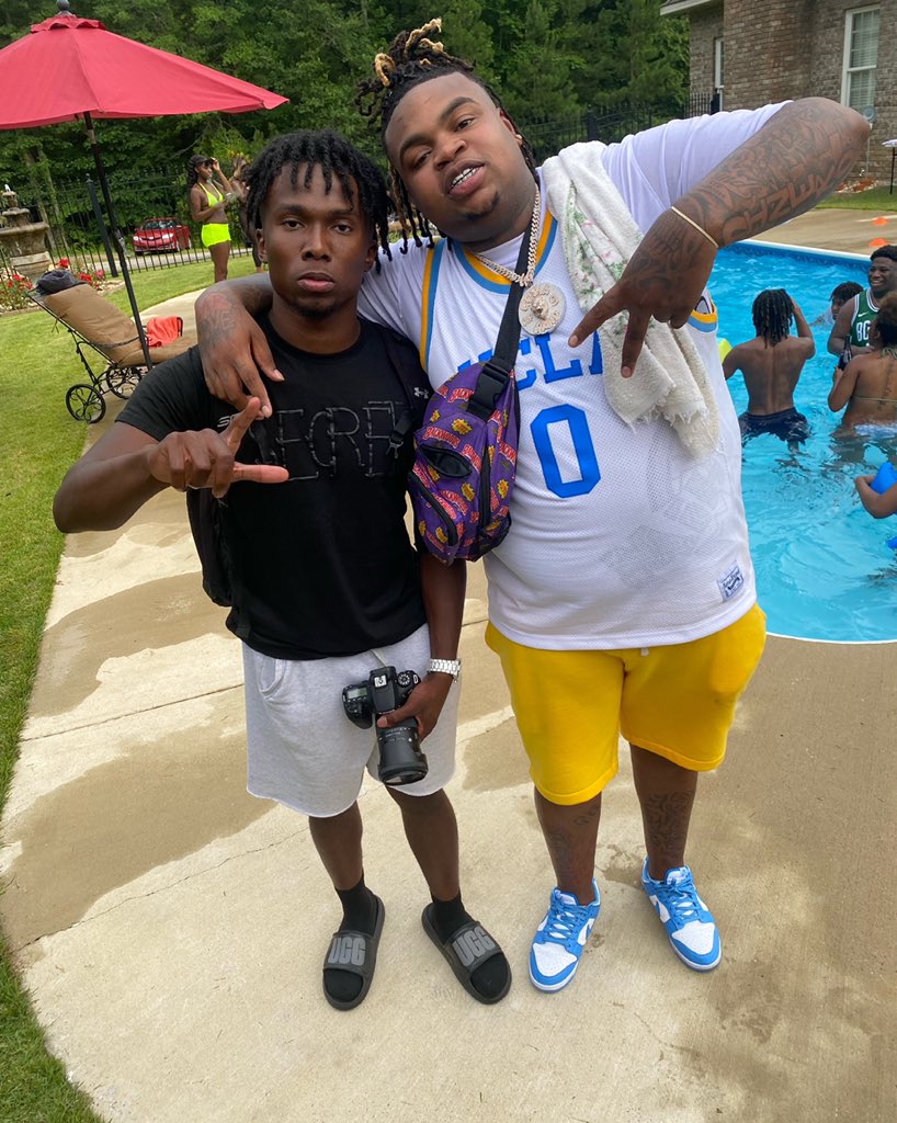 🐐 🎥